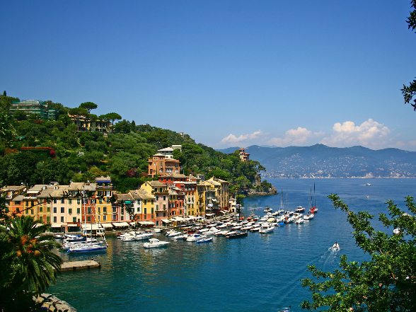 Portofino hat másik községgel együtt alkotja a Portofinoi Regionális Természeti Parkot és itt találjuk a tengeri rezervátumot is.