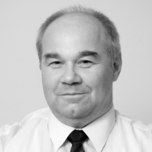 Dr. Korondi Péter
